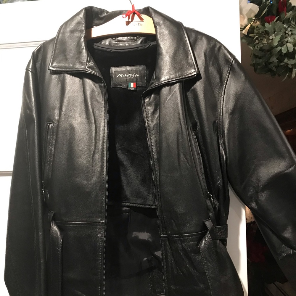 Women’s leather jacket